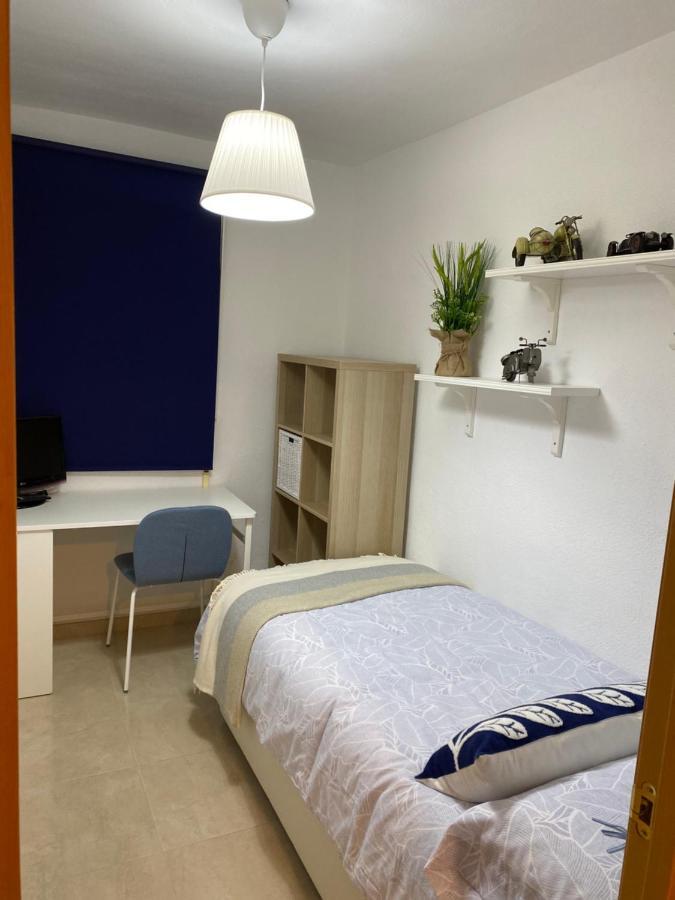 ベナルマデナCris House, Arroyo De La Mielアパートメント エクステリア 写真