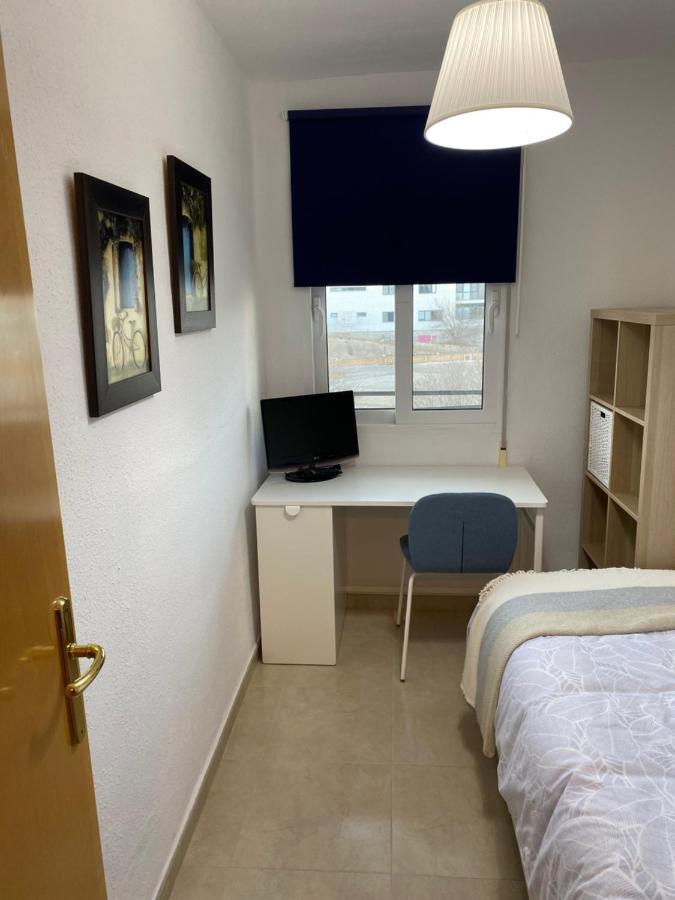 ベナルマデナCris House, Arroyo De La Mielアパートメント エクステリア 写真