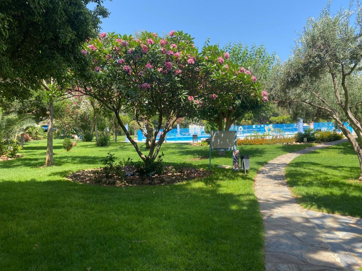 ベナルマデナCris House, Arroyo De La Mielアパートメント エクステリア 写真